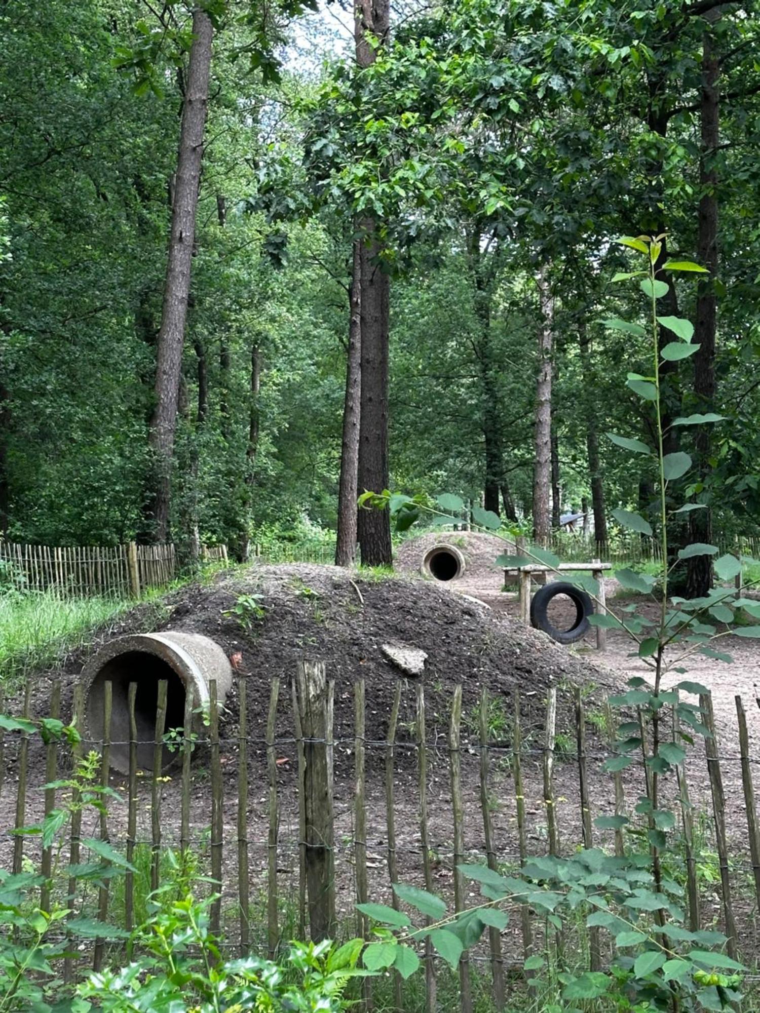 Sfeervolle Blokhut Op De Veluwe Op Recreatiepark Topparken In Beekbergen Met Vrije Tuin En Eigen Parkeerplaats 외부 사진